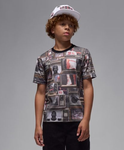 Jordan Flight Essentials Big Kids Boxed Logo 3.0 T-Shirt Black S