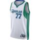 NIKE X NBA LUCA DONCIC DALLAS MAVERICKS DRI FIT SWINGMAN JERSEY WHITE/CLOVER/DONCIC LUKA