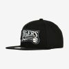 MITCHELL & NESS PHILADELPHIA 76ERS IRIDESCENT XL LOGO SNAPBACK HWC BLACK