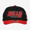 MITCHELL & NESS CHICAGO BULLS Mens High Crown Structured Snapback Red/RED/BLACK