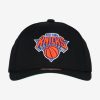 MITCHELL & NESS NEW YORK KNICKS Mens 6 Panel High Crown Structured Snapback Black