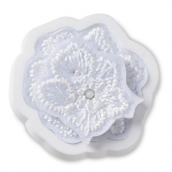 Crocs Elegáns fehér virág 1 Jibbitz