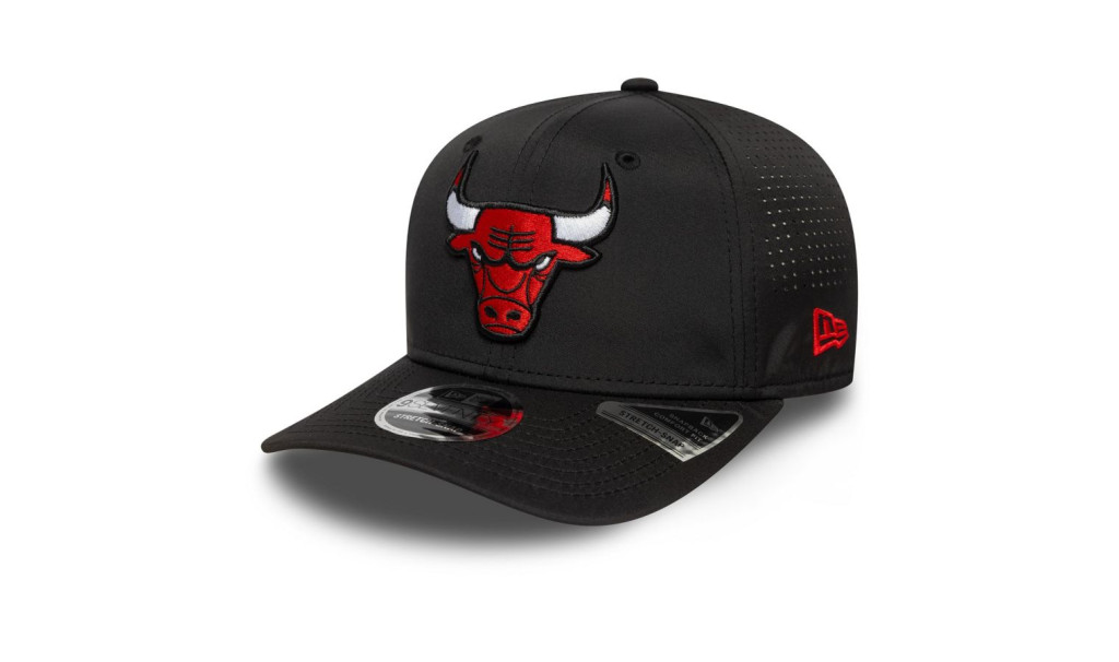 New Era 9SEVENTY NBA Chicago Bulls Stretch Snap Cap Black ONE