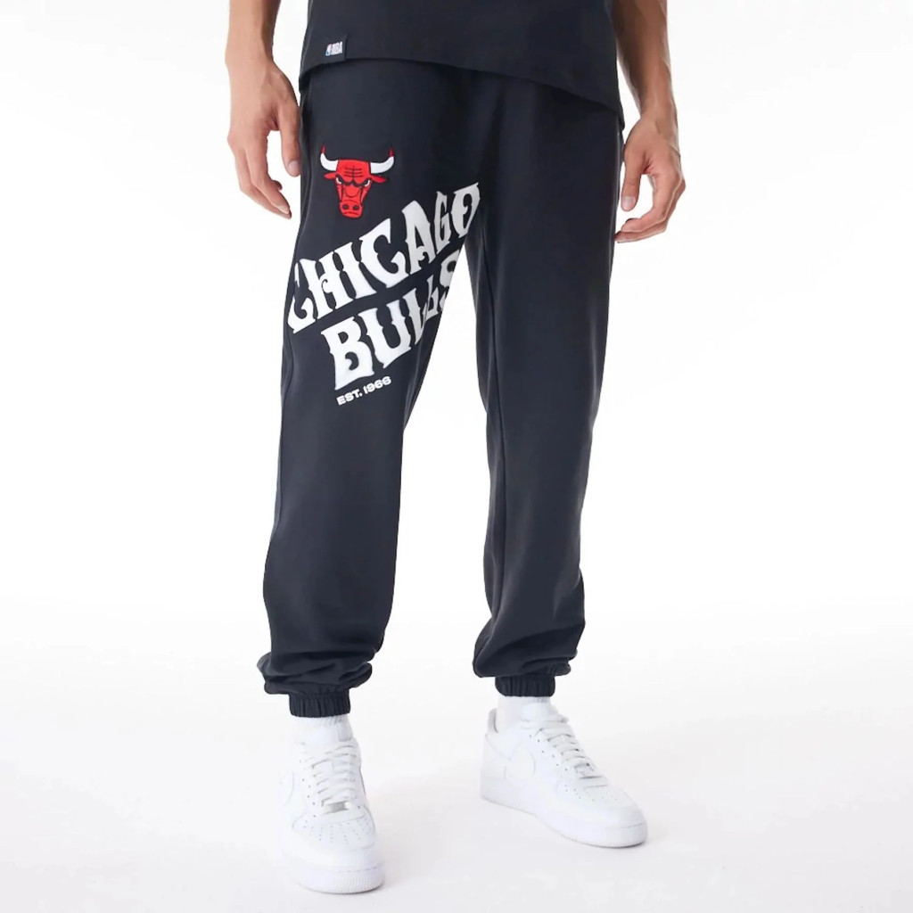 New Era NBA Chicago Bulls Graphic Jogging Trousers Black XL