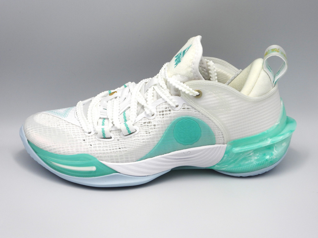 PEAK TAICHI FLASH 6 WHITE-EMERALD