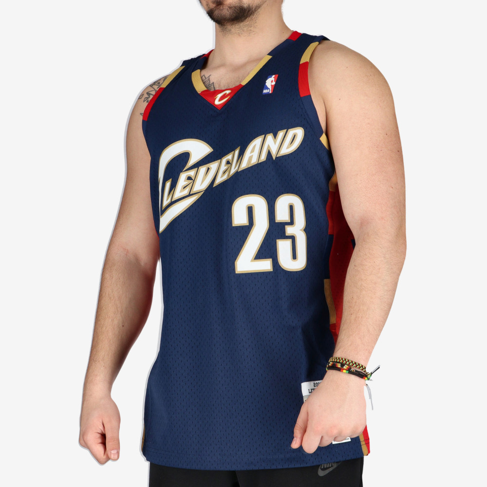 MITCHELL &amp; NESS NBA CLEVELAND CAVALIERS LEBRON JAMES SWINGMAN JERSEY NAVY